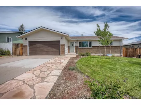 3007 19th St, Greeley, CO 80634