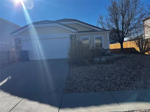 216 Vista Blvd, Lochbuie, CO 80603