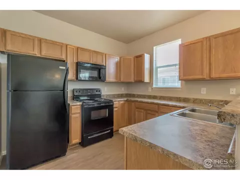 330 Naples St, Firestone, CO 80520 photo 5