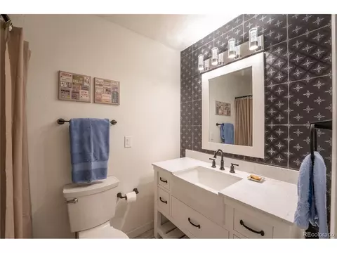 Undisclosed, Arvada, CO 80004 photo 15