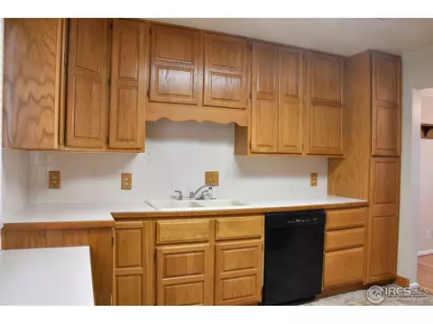2425 W 6th St, Greeley, CO 80634 photo 9