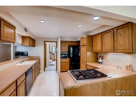 7478 Park Cir, Boulder, CO 80301 photo 11