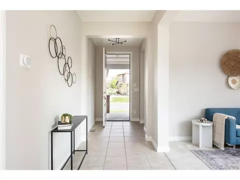 6706 S Quantock Way, Aurora, CO 80016 photo 3