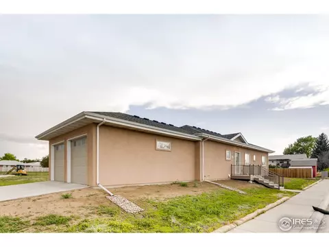 16036 E 10th Pl, Aurora, CO 80011 photo 4