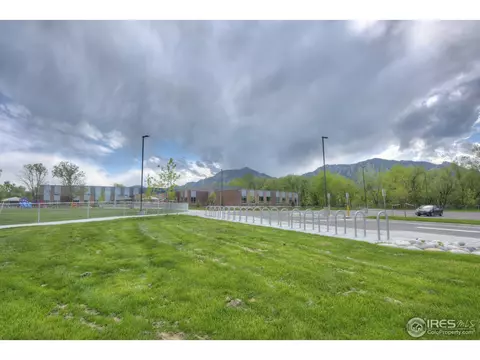 3715 Martin Dr, Boulder, CO 80305 photo 2