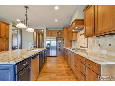 5724 Pineview Ct, Windsor, CO 80550 photo 7