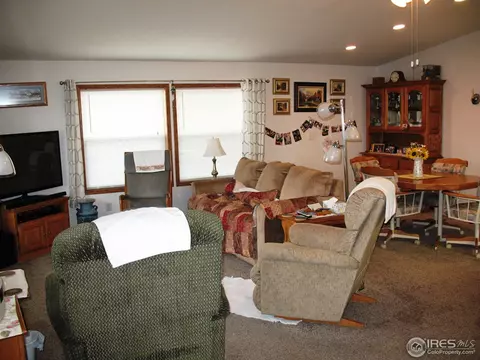 615 Lark Ln, Sterling, CO 80751 photo 9