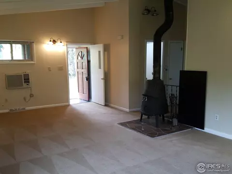 2024 Apple Valley Rd, Lyons, CO 80540 photo 4