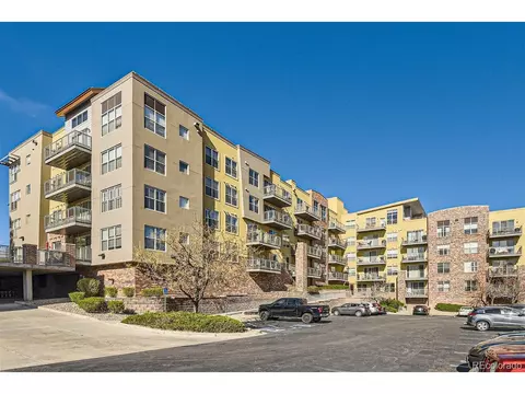 9079 E Panorama Cir #320, Englewood, CO 80112
