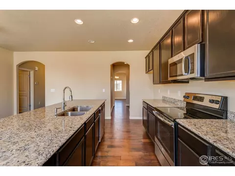 2143 Tabor St, Berthoud, CO 80513 photo 3