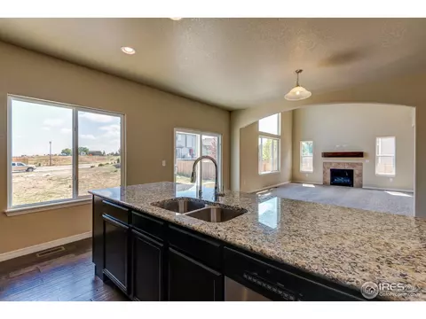 2143 Tabor St, Berthoud, CO 80513 photo 4
