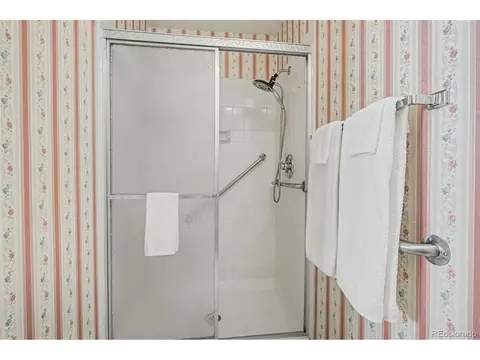 Bath - 14213 E Marina Dr, Aurora, CO 80014 photo 1 of 5