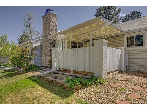 Exterior - 14213 E Marina Dr, Aurora, CO 80014 photo 4 of 5