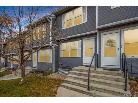 2055 Oakcrest Cir #6F, Castle Rock, CO 80104