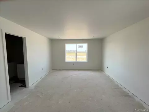 46557 Sunrise Ct, Bennett, CO 80102 photo 8