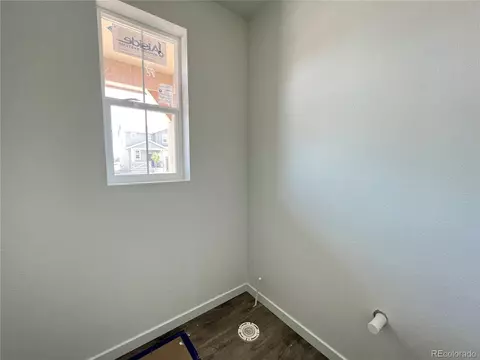 46557 Sunrise Ct, Bennett, CO 80102 photo 4