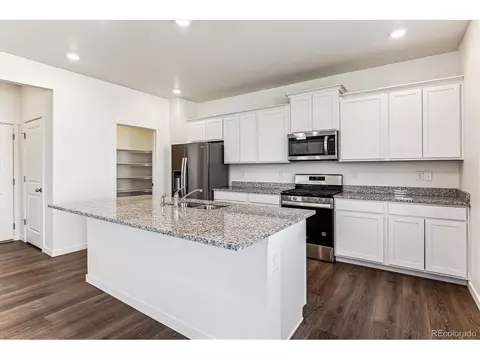 27460 E Cedar Pl, Aurora, CO 80018 photo 9