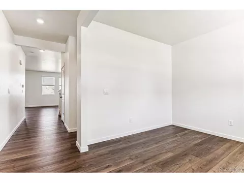 27460 E Cedar Pl, Aurora, CO 80018 photo 2