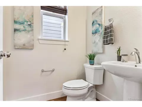 8623 E 55th Ave, Denver, CO 80238 photo 14