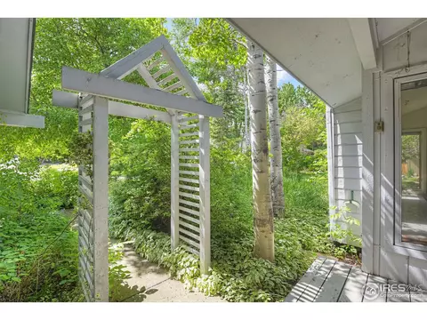 2090 Joslyn Pl, Boulder, CO 80304 photo 2