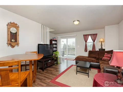 563 Sterling Ln, Dacono, CO 80514 photo 2