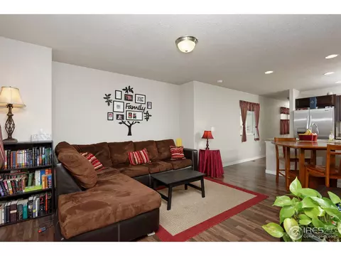 563 Sterling Ln, Dacono, CO 80514 photo 4