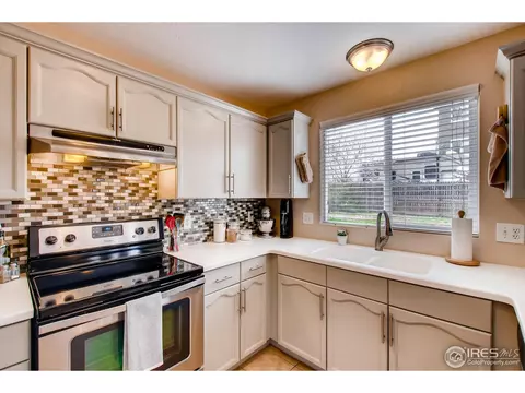 2075 E 97th Dr, Thornton, CO 80229 photo 9