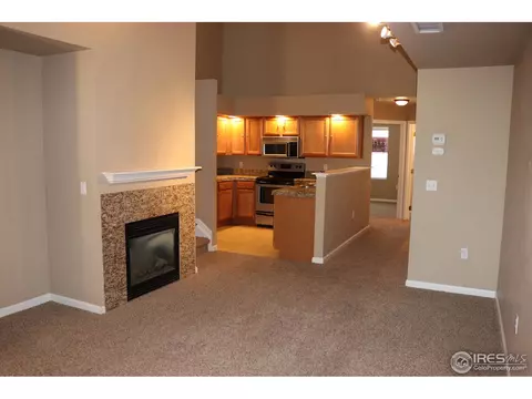 507 Lucca Dr, Evans, CO 80620 photo 2