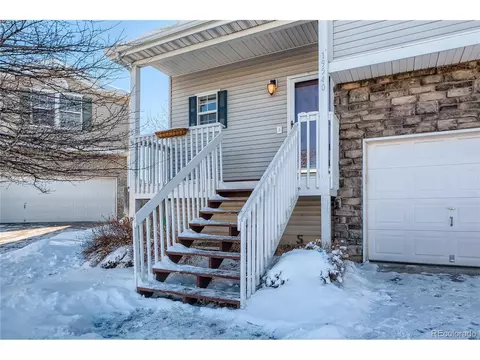 19540 E 18th Pl, Aurora, CO 80011 photo 2