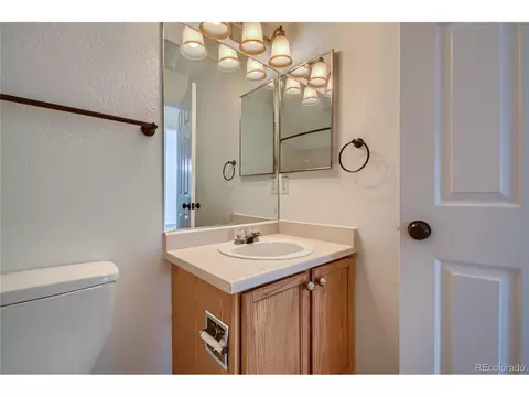 19540 E 18th Pl, Aurora, CO 80011 photo 22
