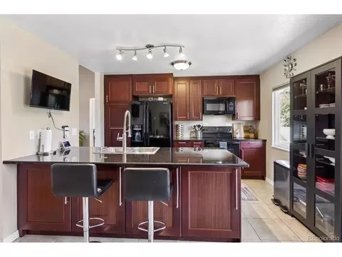Kitchen - 21256 E Powers Cir, Centennial, CO 80015 photo 2 of 4