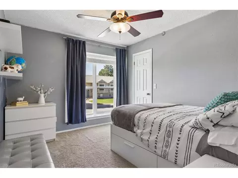 Bedroom - 21256 E Powers Cir, Centennial, CO 80015 photo 1 of 5