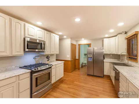 1054 Pinyon Ct, Windsor, CO 80550 photo 4