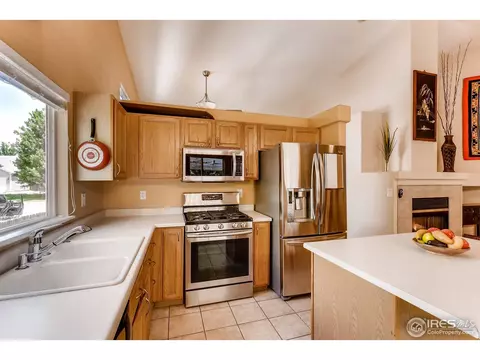 657 Timothy Dr, Longmont, CO 80503 photo 12