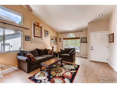 657 Timothy Dr, Longmont, CO 80503 photo 5