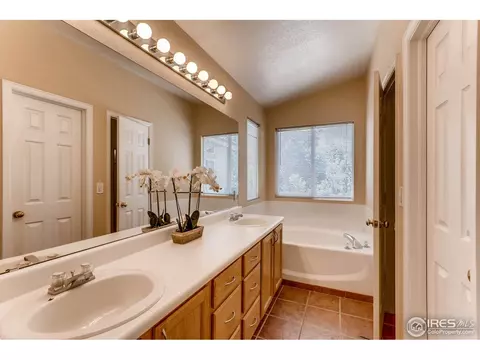 657 Timothy Dr, Longmont, CO 80503 photo 19