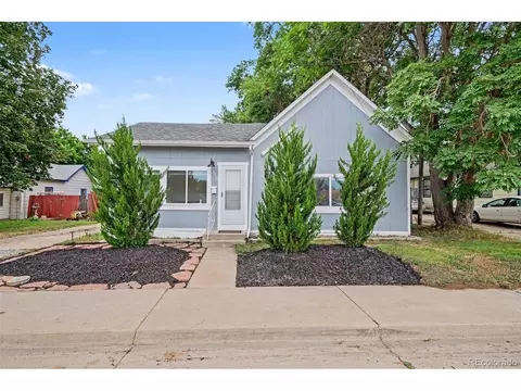 316 W 1st St, Loveland, CO 80537