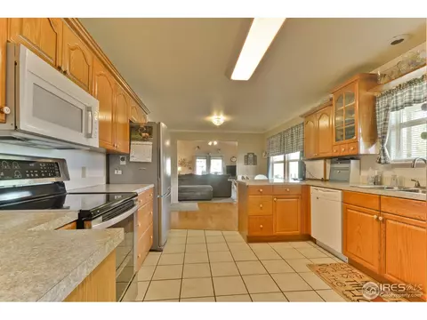 615 36th St, Evans, CO 80620 photo 5