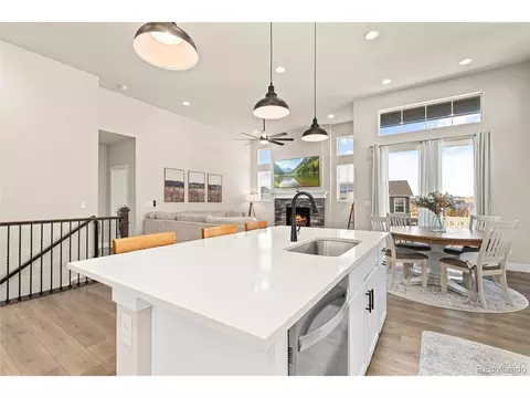 6915 S Titus St, Aurora, CO 80016