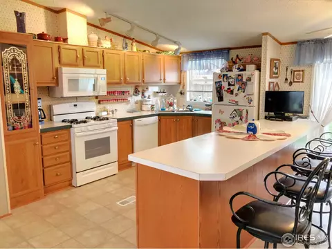 516 E 7th St, Flagler, CO 80815 photo 3