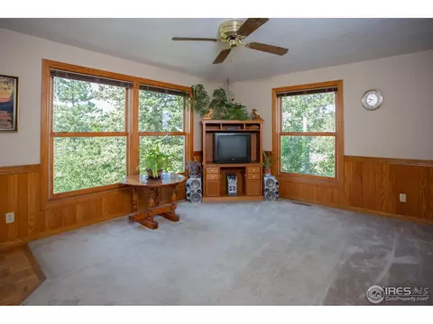 5208 Gary Dr, Berthoud, CO 80513 photo 2