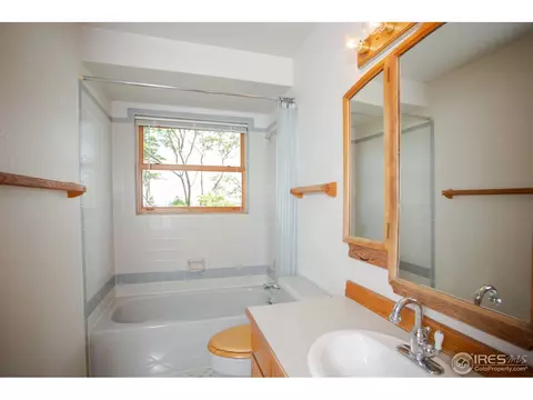 5208 Gary Dr, Berthoud, CO 80513 photo 7