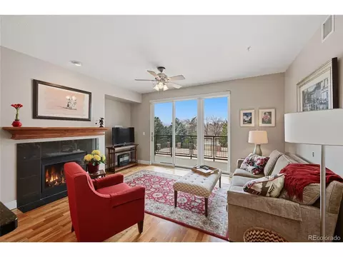 9019 E Panorama Cir #D214, Englewood, CO 80112