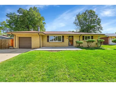 338 Kingston St, Aurora, CO 80010