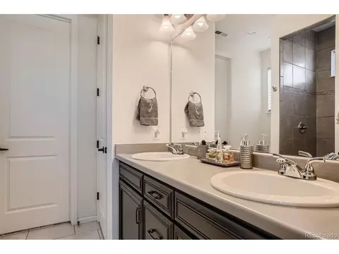 19895 E 54th Pl, Denver, CO 80249 photo 5