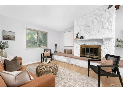 17127 E Jefferson Ave, Aurora, CO 80013