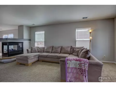19467 E 50th Ave, Denver, CO 80249 photo 6