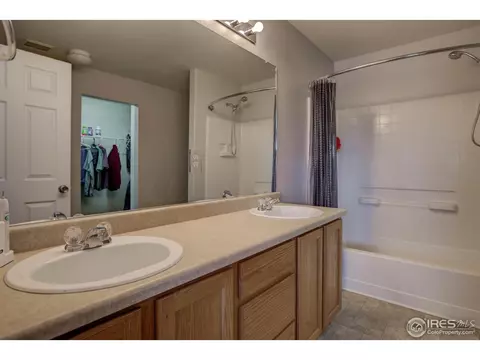 19467 E 50th Ave, Denver, CO 80249 photo 21