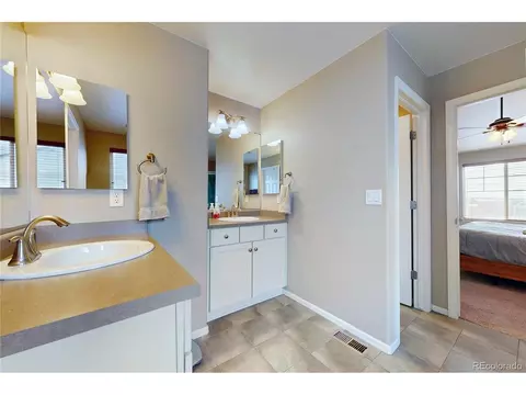 Bath - 7790 E 123rd Ave, Thornton, CO 80602 photo 4 of 7