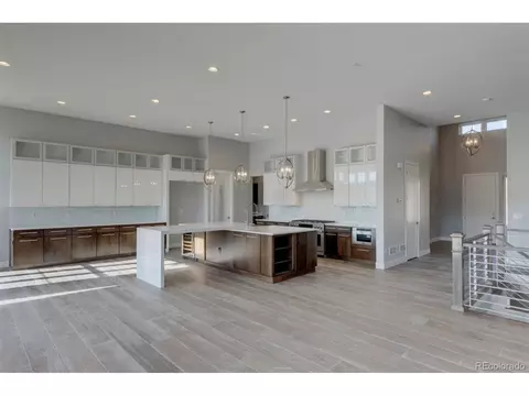 10704 Bluffside Dr, Lone Tree, CO 80124 photo 2